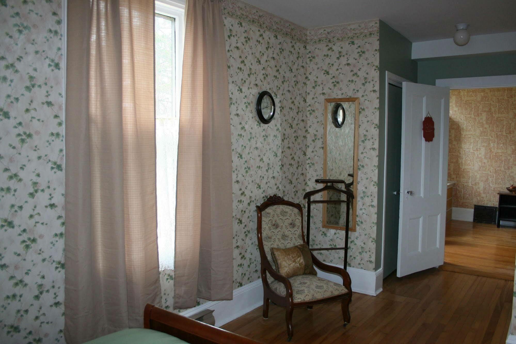 Sackville Bed And Breakfast Exteriör bild