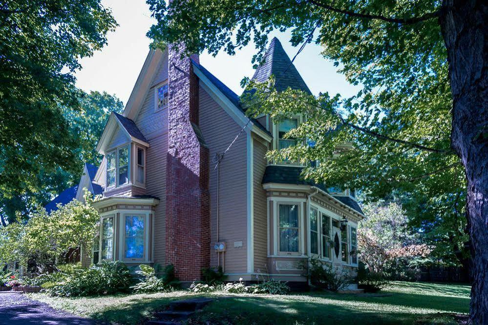 Sackville Bed And Breakfast Exteriör bild